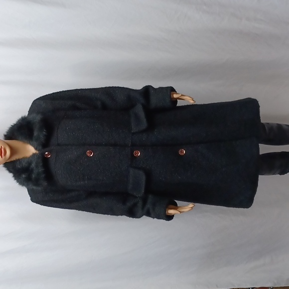 City Chic Winter Rose Faux Faur-Collar Coat - Picture 3 of 13